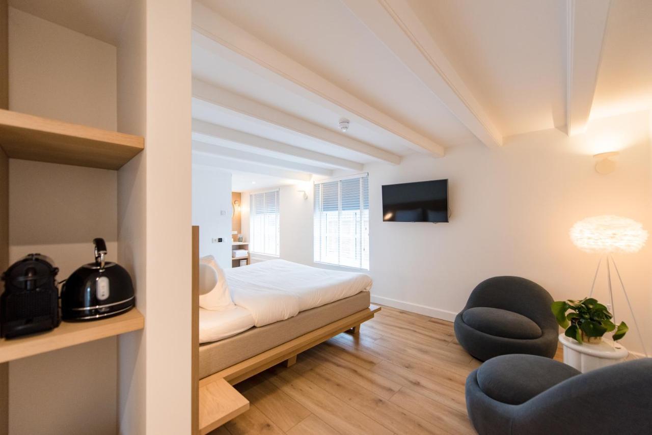 Fietshotel Zee Van Tijd Holwerd Extérieur photo